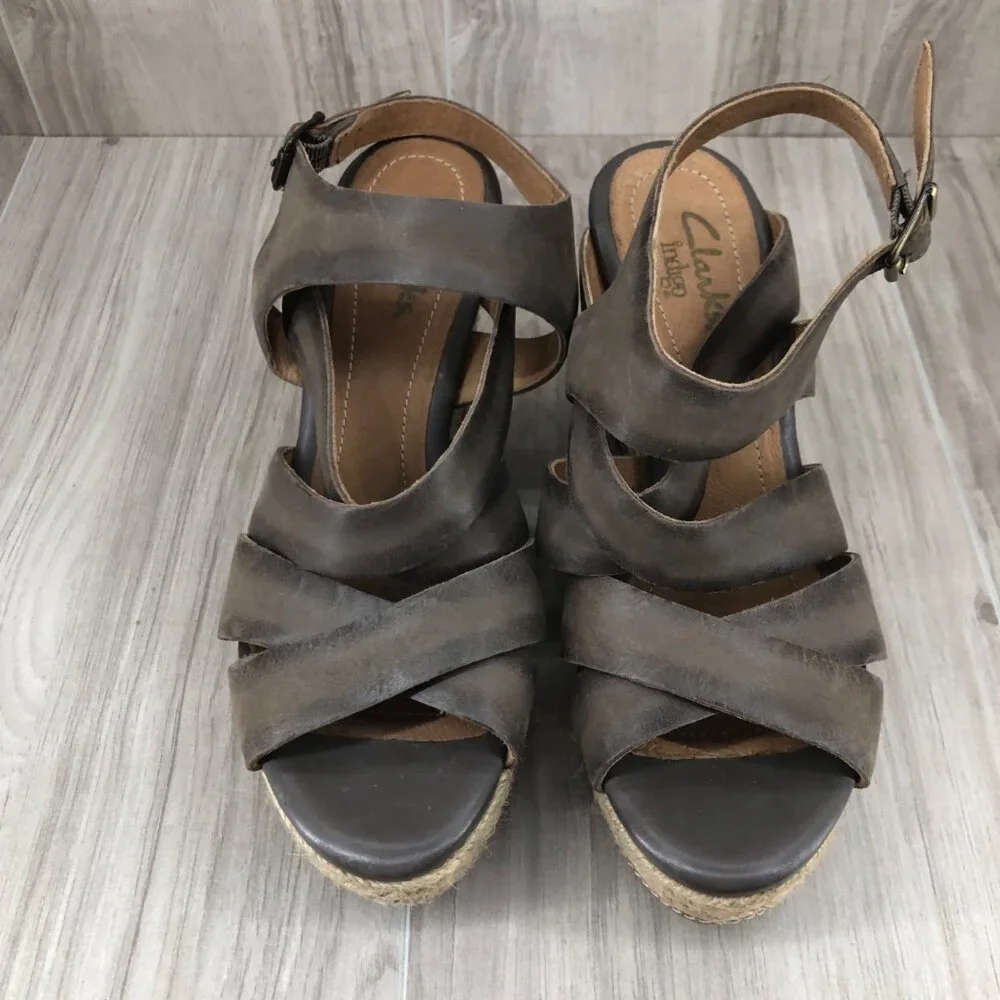 Clarks Indigo Wedge Sandals Womens 7M Taupe Leather Buckle Strap Espadrille
